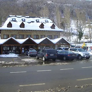 Ostau Dera Nheu Gasthuis